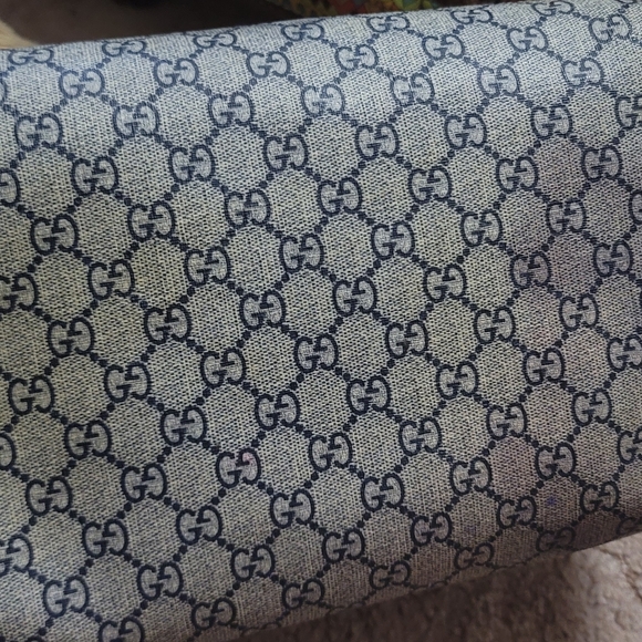 🎁SOLD🎁 Gucci Heart Tattoo GG boston - Picture 8 of 12